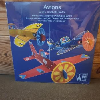 avions à suspendre